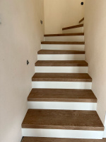  Schody z vinylu BUKOMA Dub Frigola